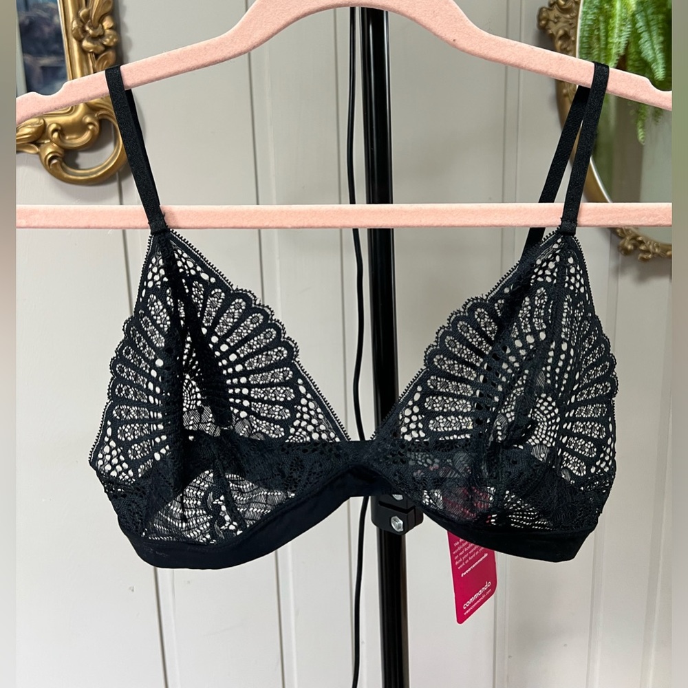 Commando lace bralette size S